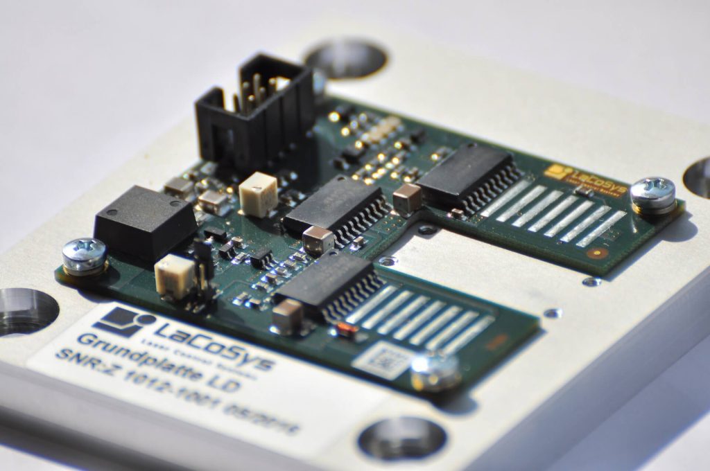CW Laserdioden-Treiber mit TEC Controller - SmartPower XS vorn